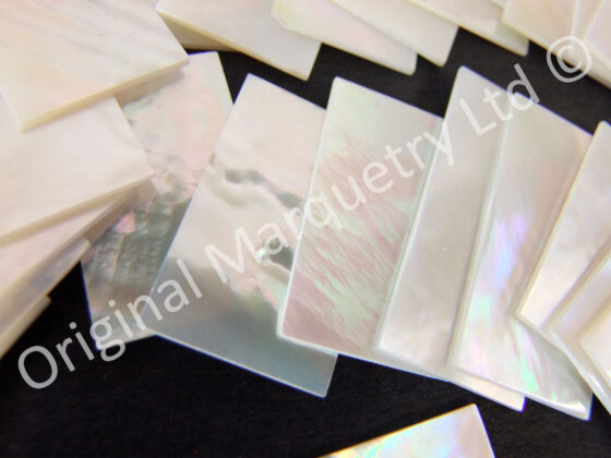 White Mother of Pearl Off Cut - 35 x 22 x 1.2mm - Image 2